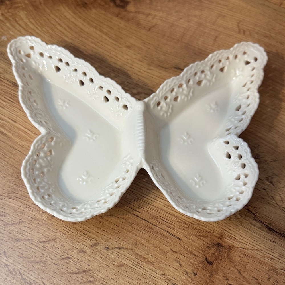 Delicate White Butterfly Lace Trinket Dish
